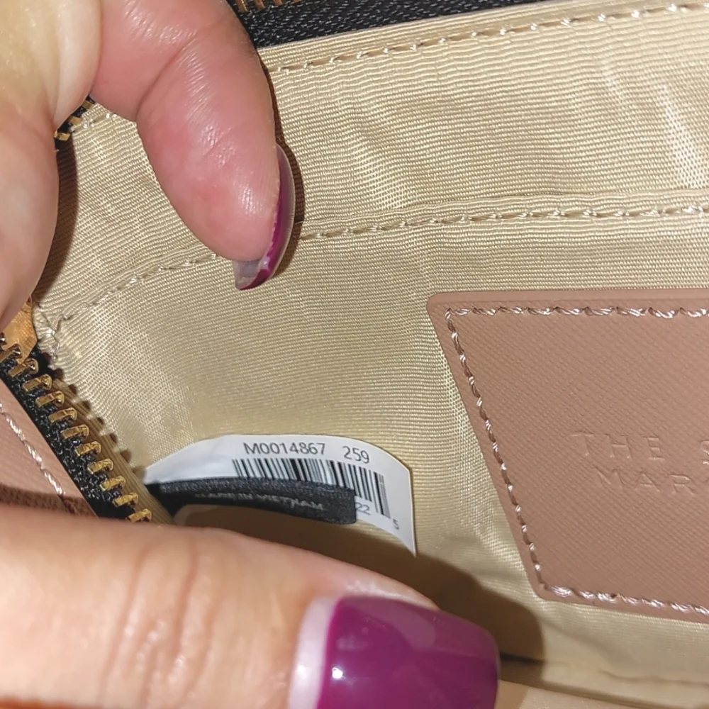 New🍑Marc Jacobs The Snapshot crossbody bag camera bag travel bag - Picture 9 of 16